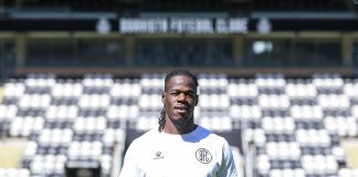 Makouta recebeu o prémio de Médio do Mês de agosto