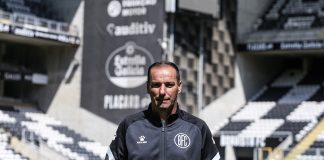 Petit recebeu o prémio de Treinador do Mês de agosto