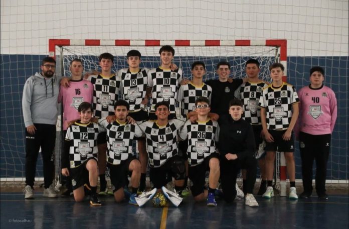 Andebol | Formação continua a fazer história